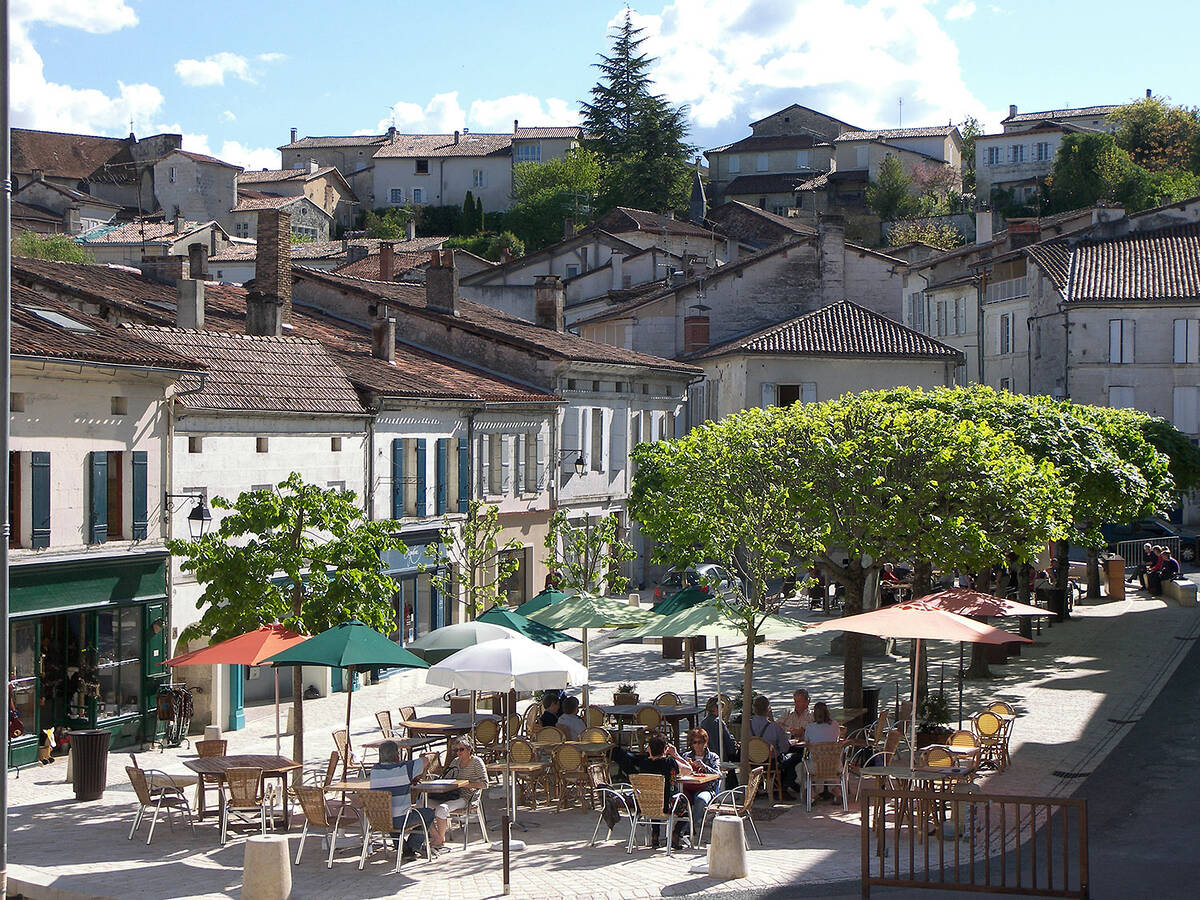 Village d’Aubeterre-sur-Dronne
